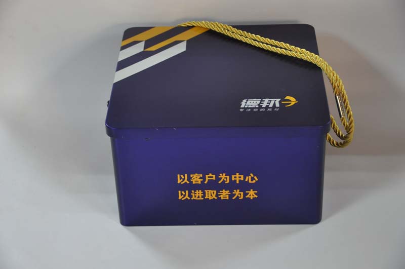 月餅鐵盒的包裝設(shè)計(jì)